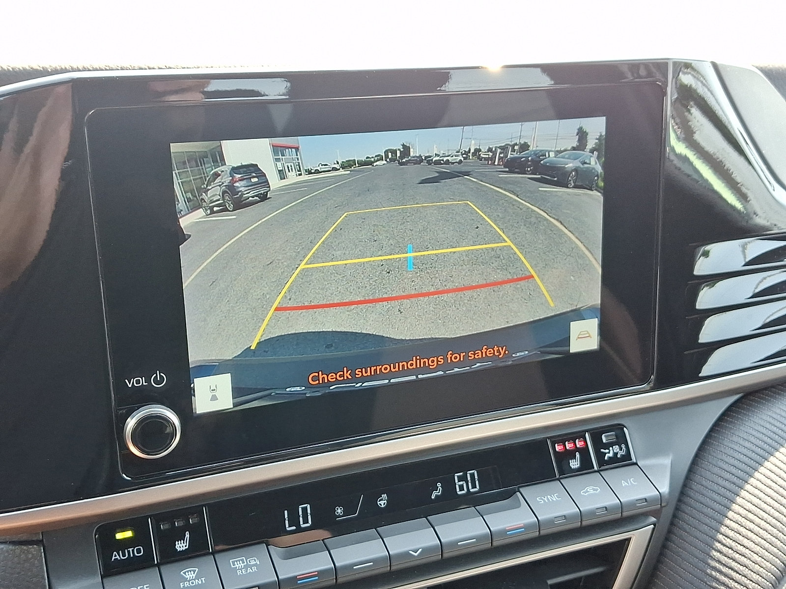 Used 2025 Toyota Camry SE w/ Convenience Package FWD image 17