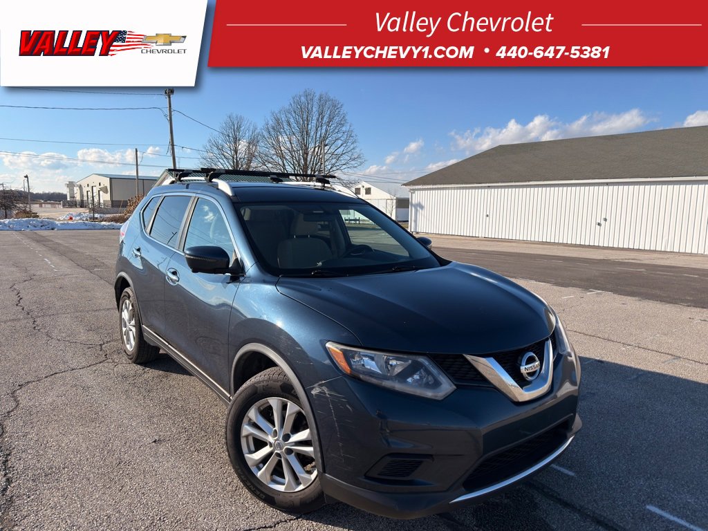 Used 2016 Nissan Rogue SV w/ SV Premium Package
