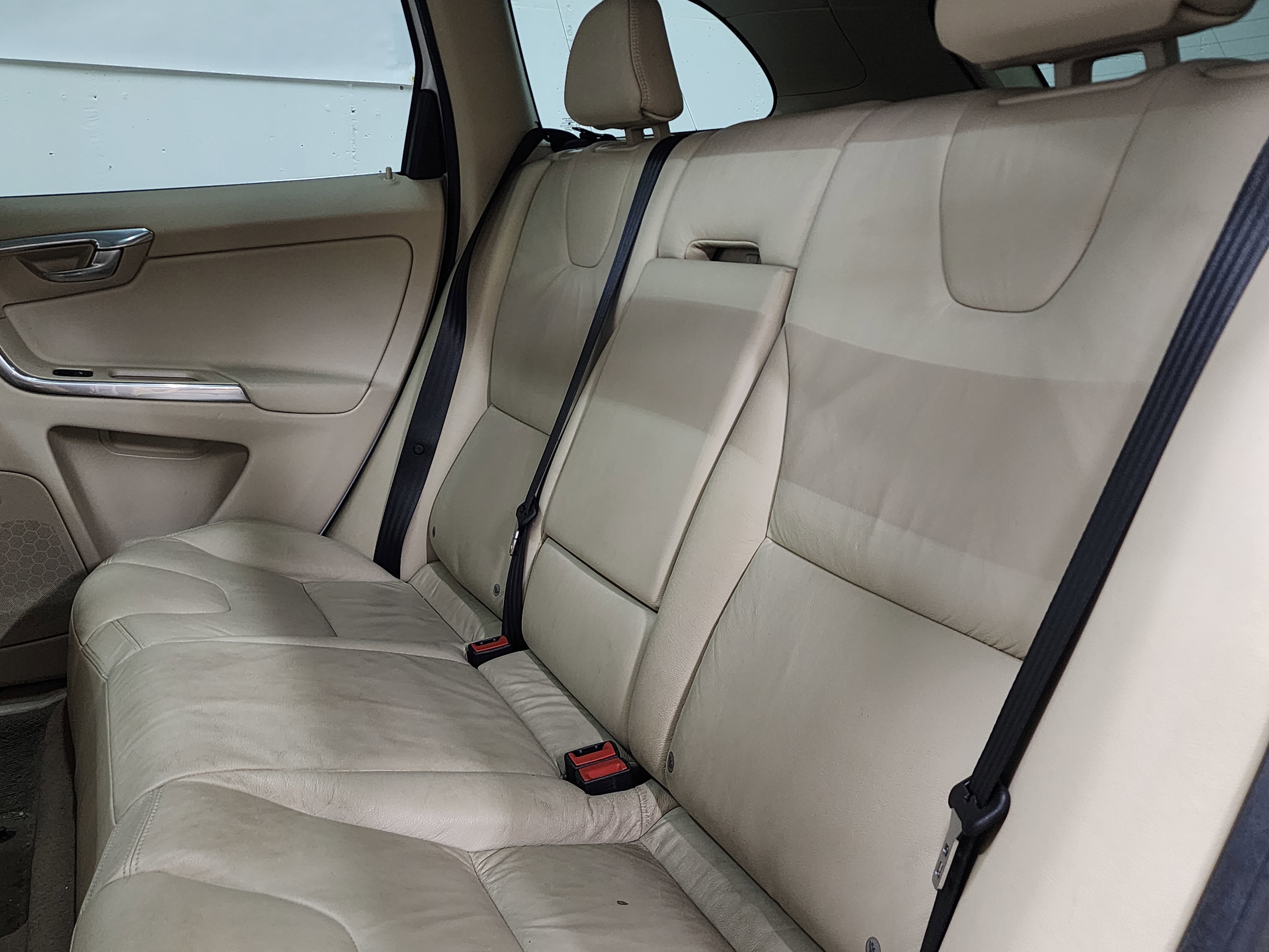 Used 2013 Volvo XC60 T6 image 18