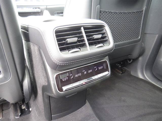 Used 2025 Mercedes-Benz GLS 450 4MATIC image 24