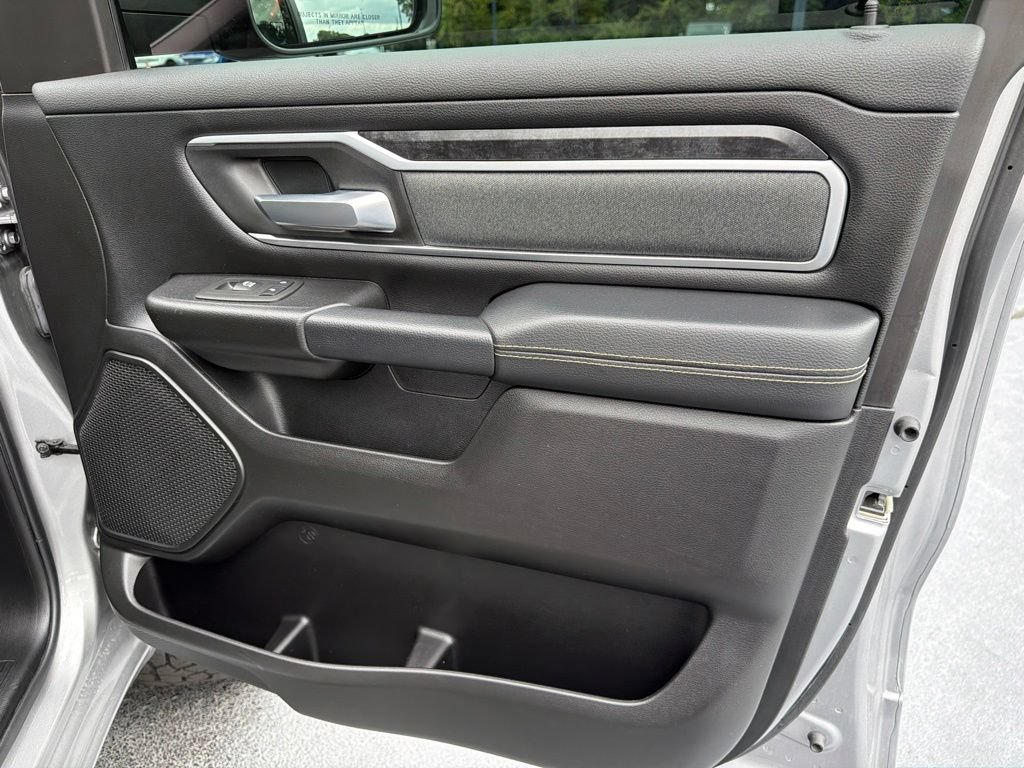 Used 2022 RAM 1500 Big Horn AWD/4WD image 32