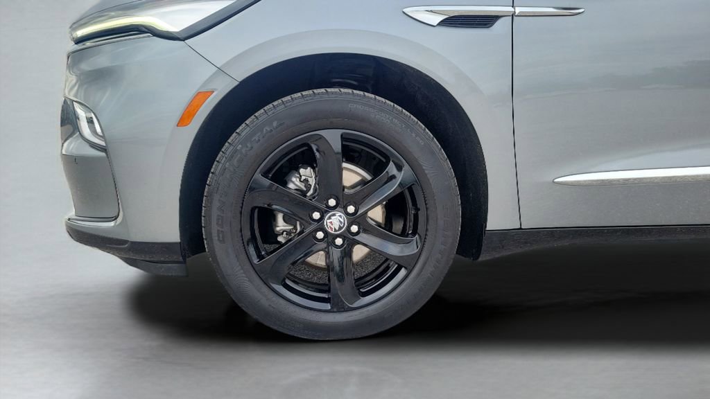 Used 2023 Buick Enclave Essence w/ Sport Touring Edition image 10