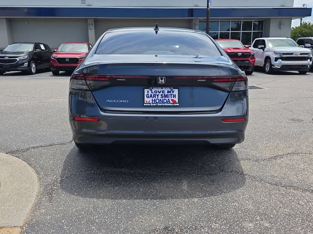 Used 2023 Honda Accord EX image 5