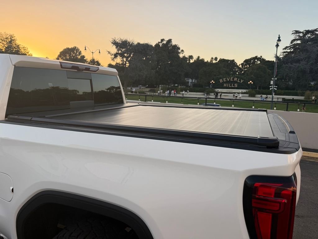 Used 2022 GMC Sierra 1500 AT4X image 12