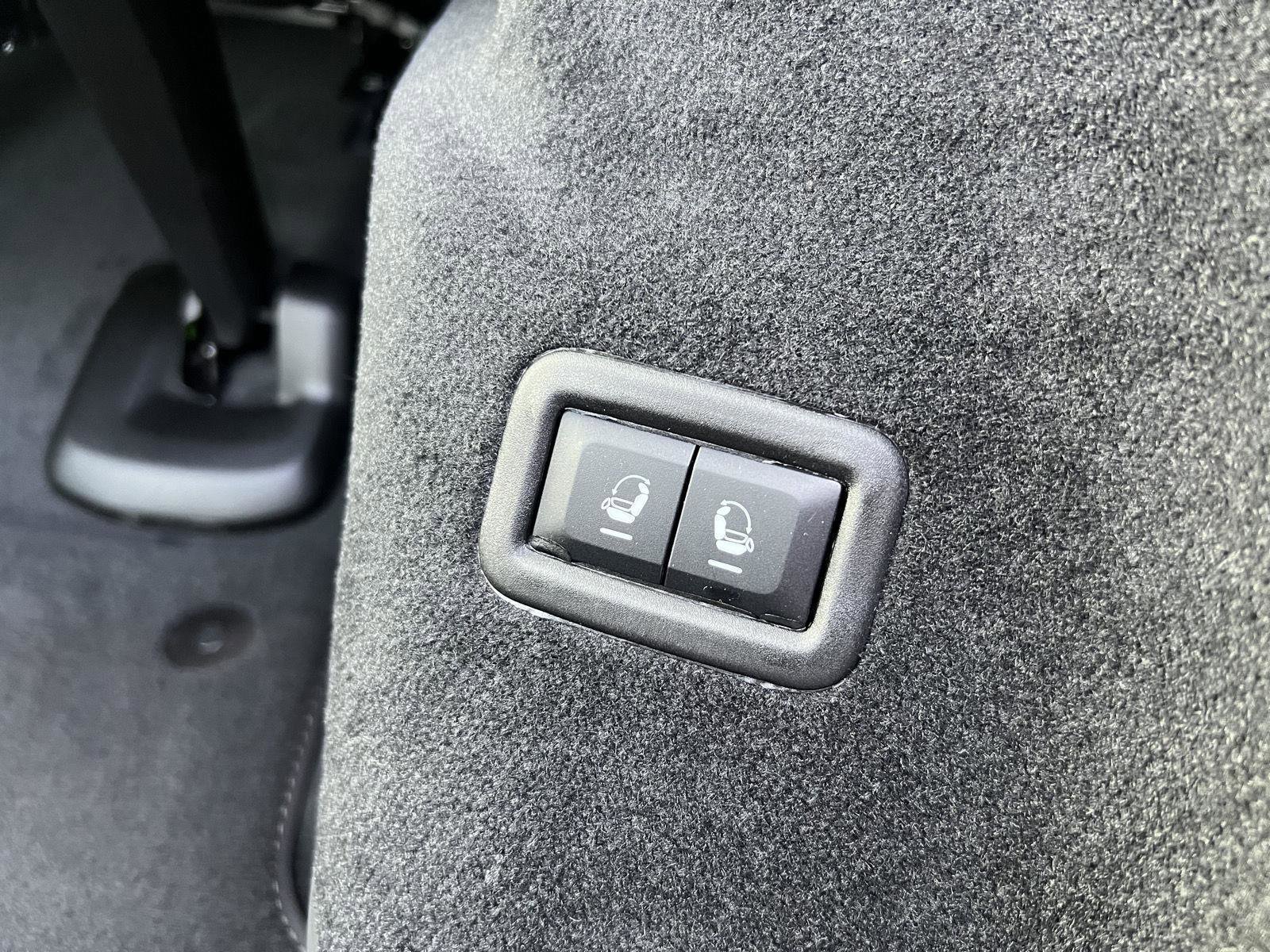 New 2026 Jeep Grand Wagoneer Summit image 34