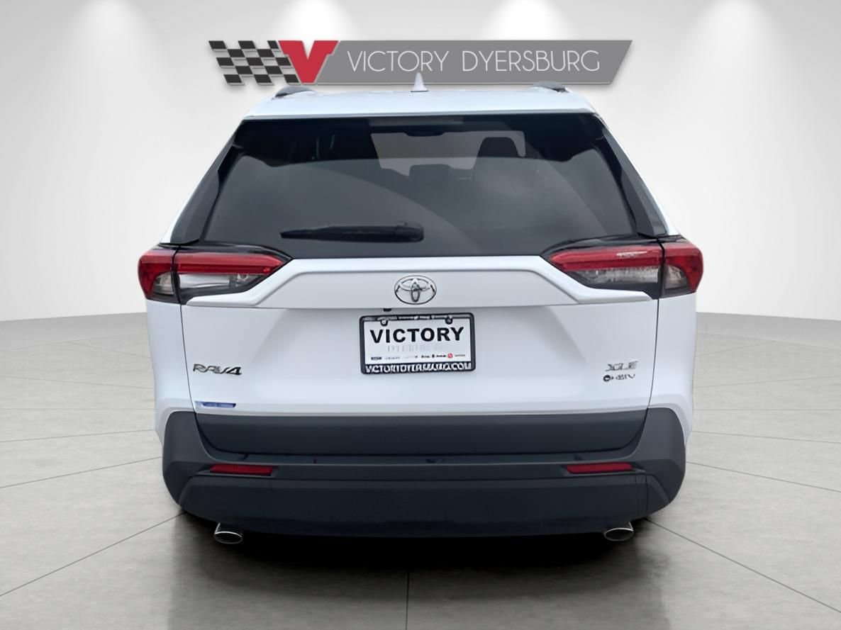 Used 2025 Toyota RAV4 XLE image 7