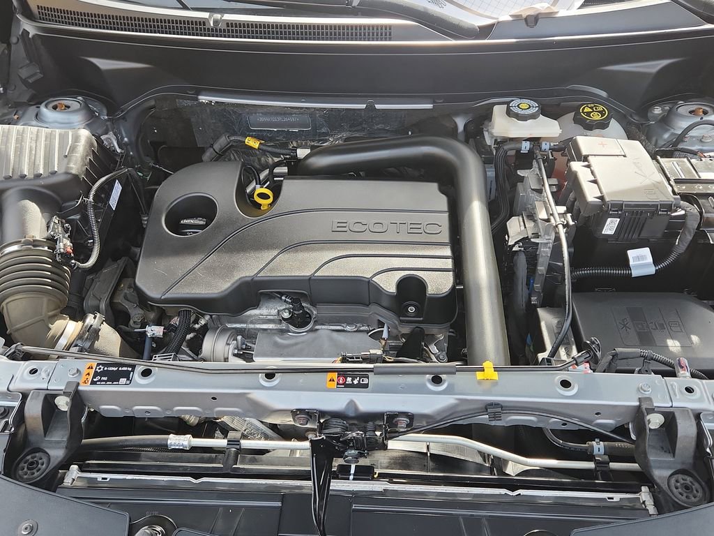 Used 2023 Chevrolet Equinox LT w/ Driver Convenience Package image 17