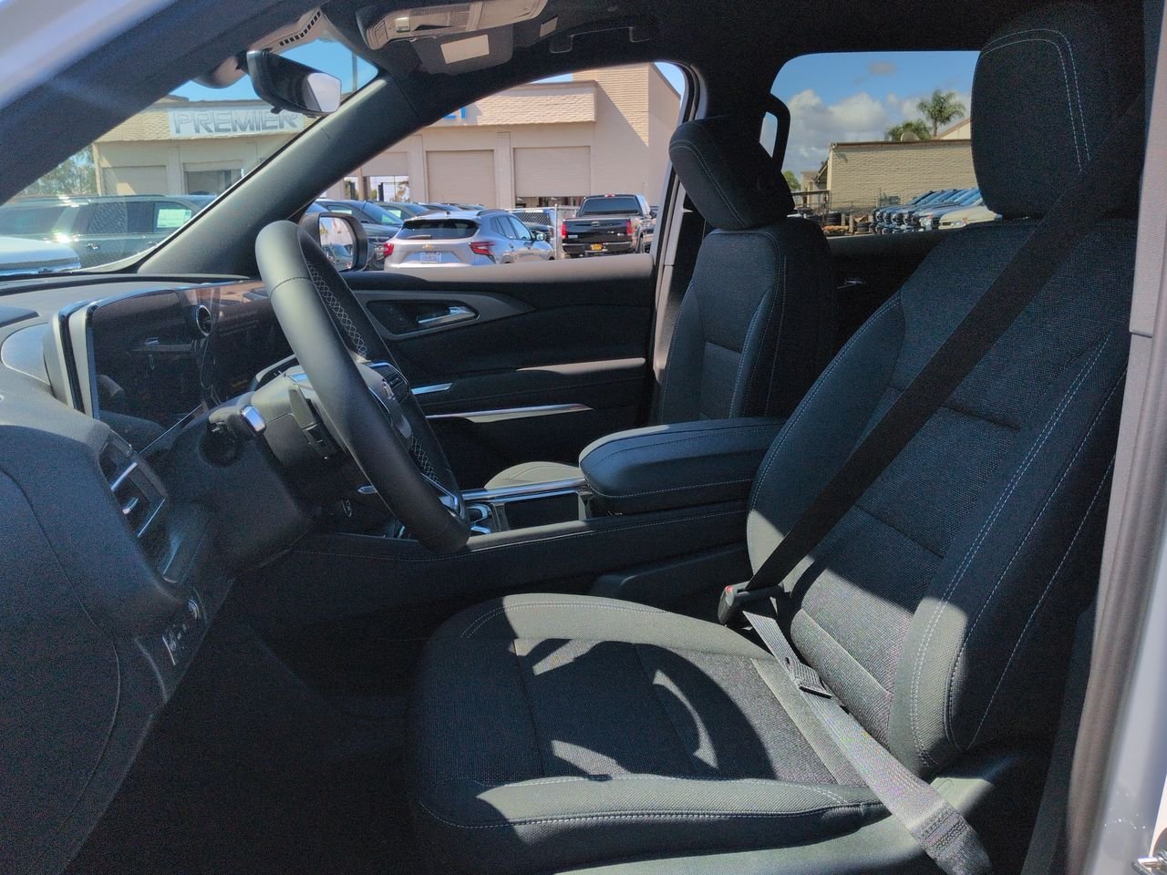 New 2026 Chevrolet Traverse LT w/ Driver Confidence Package FWD image 20