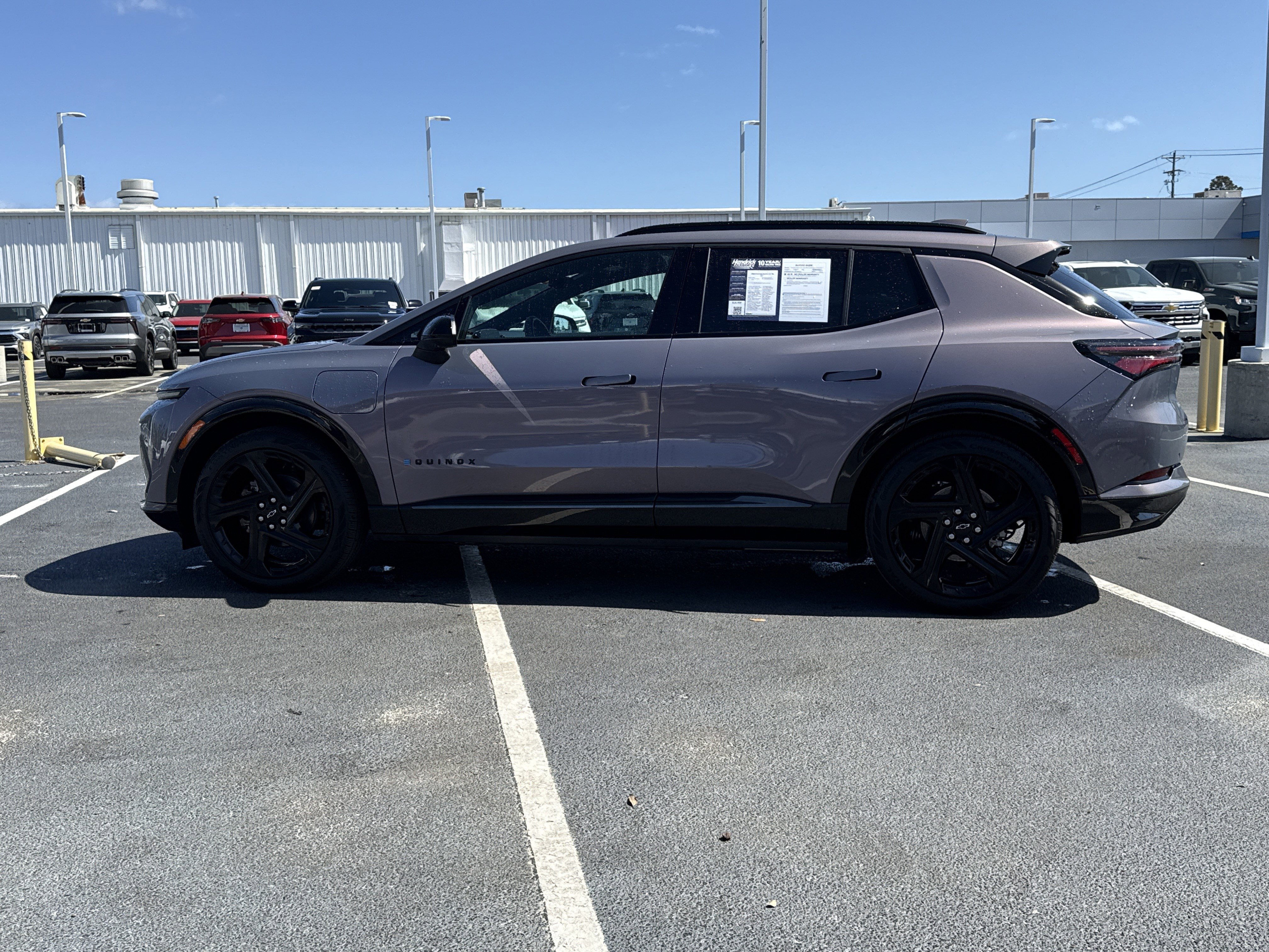 Used 2024 Chevrolet Equinox EV RS image 12