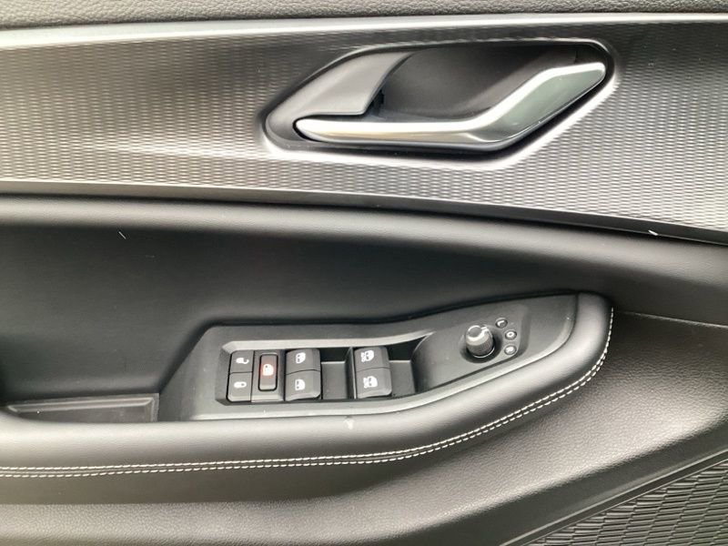 New 2025 Jeep Grand Cherokee L Altitude image 27