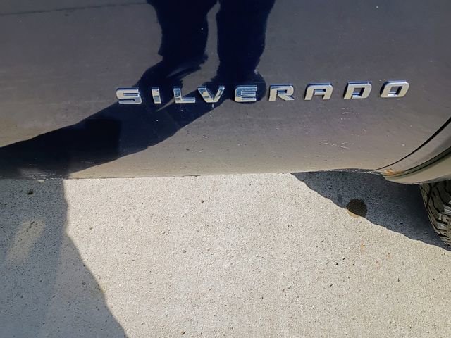 Used 2010 Chevrolet Silverado 1500 LT w/ Interior Plus Package image 14