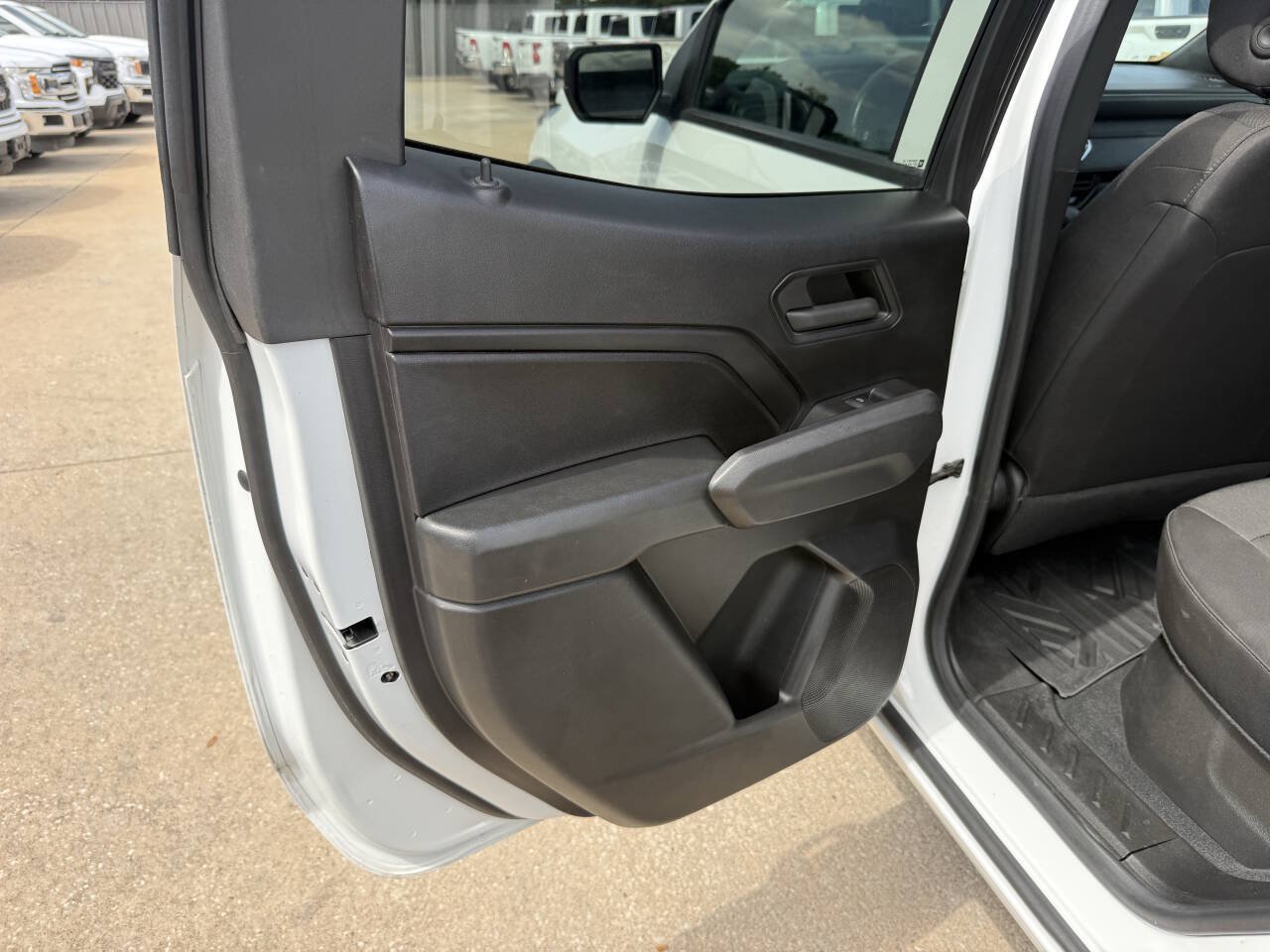 Used 2024 Chevrolet Colorado Trail Boss AWD/4WD image 14