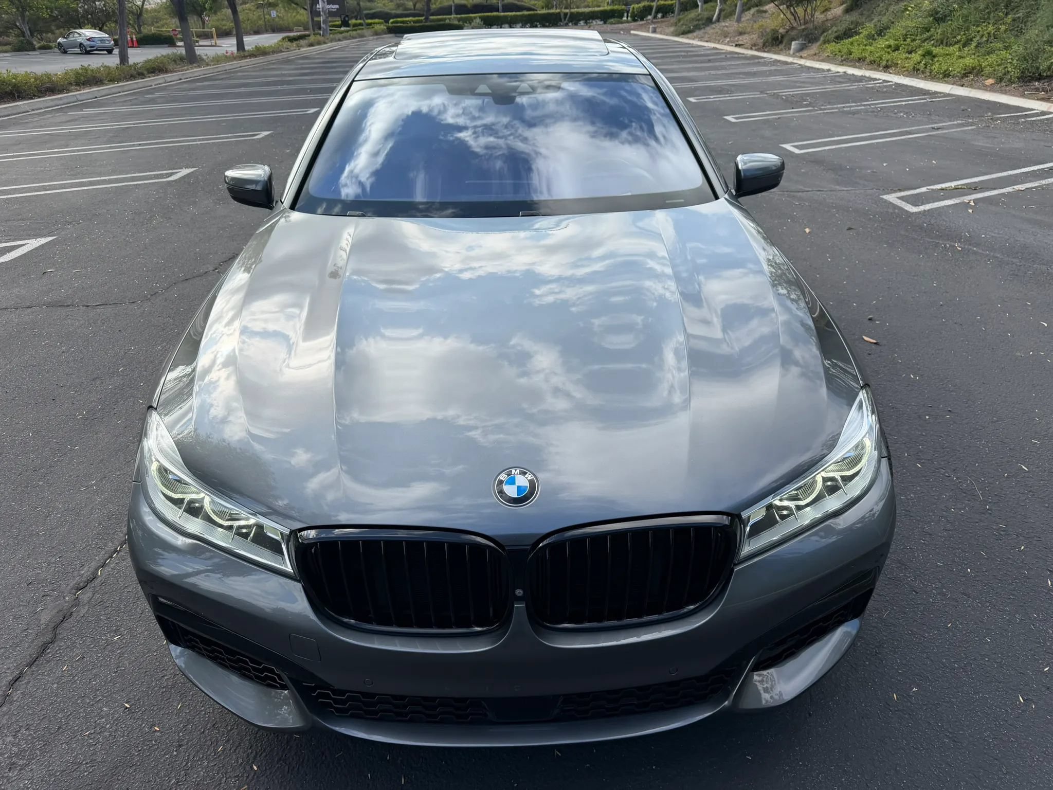 Used 2017 BMW 750i RWD image 9