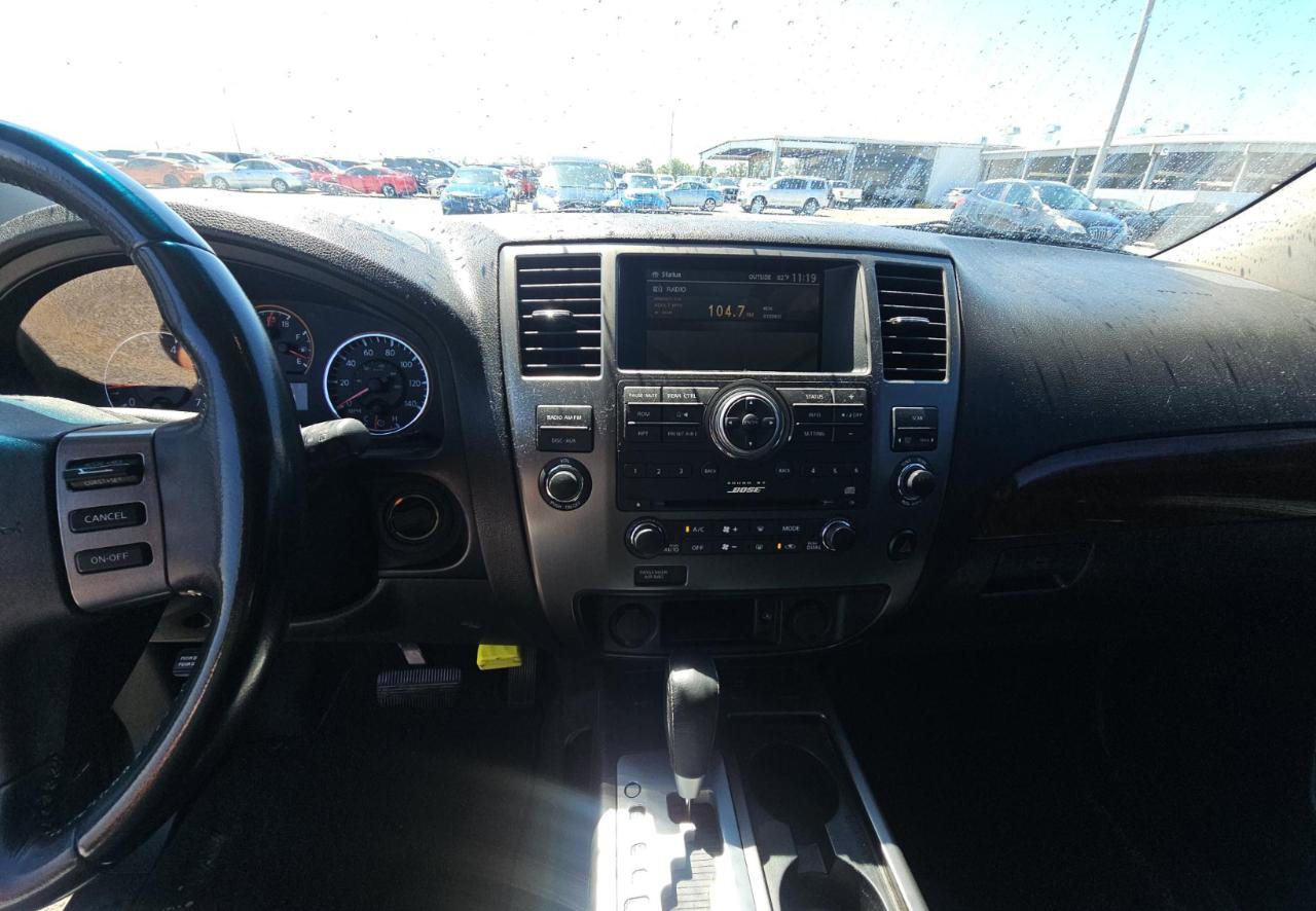 Used 2010 Nissan Armada Titanium RWD image 14