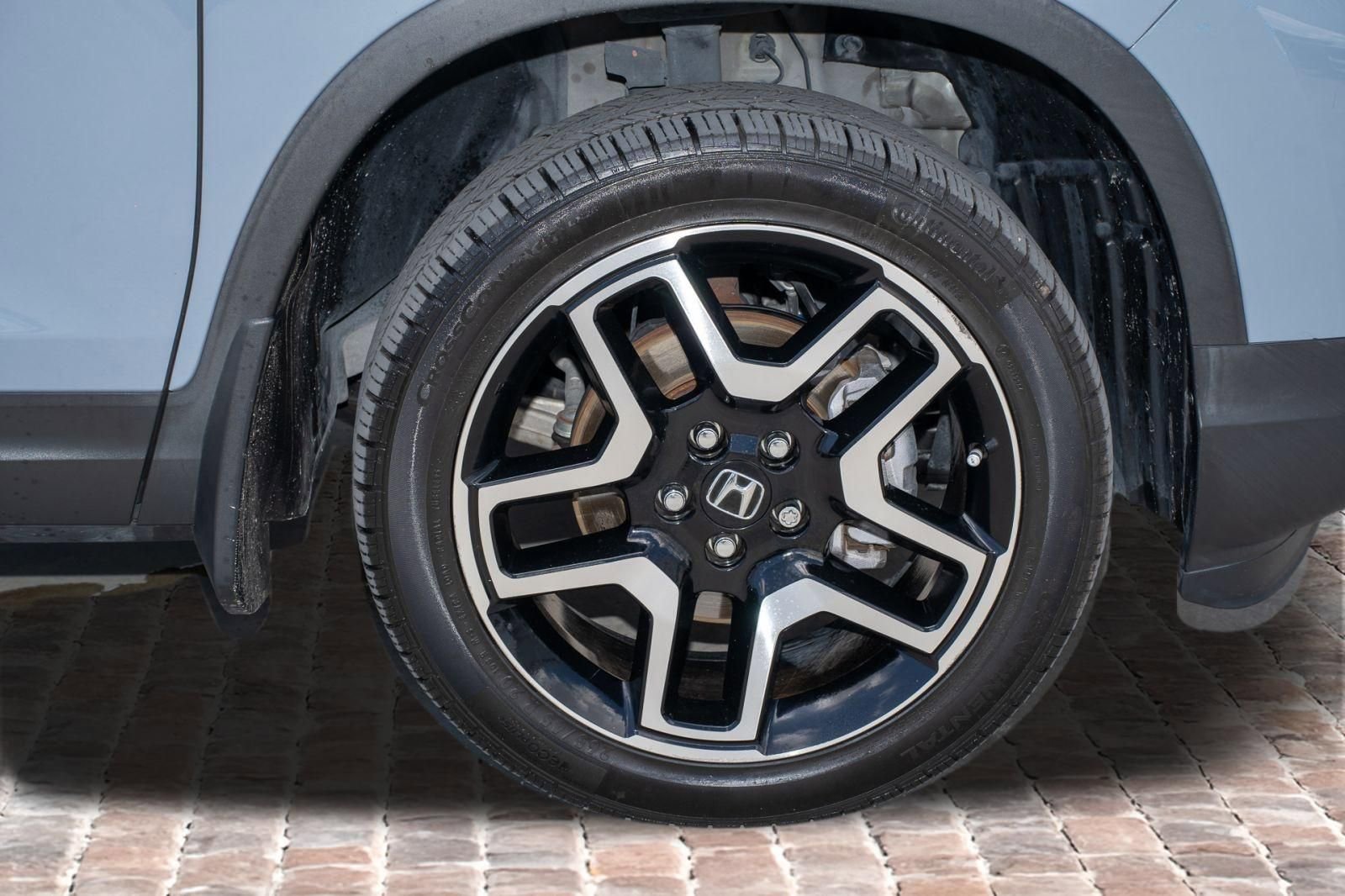 Certified 2023 Honda Passport Elite image 43