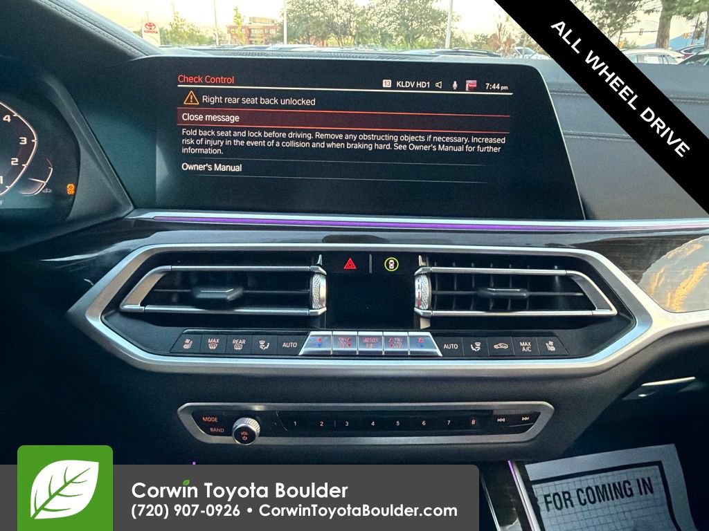 Used 2021 BMW X7 M50i w/ Cold Weather Package AWD/4WD image 31