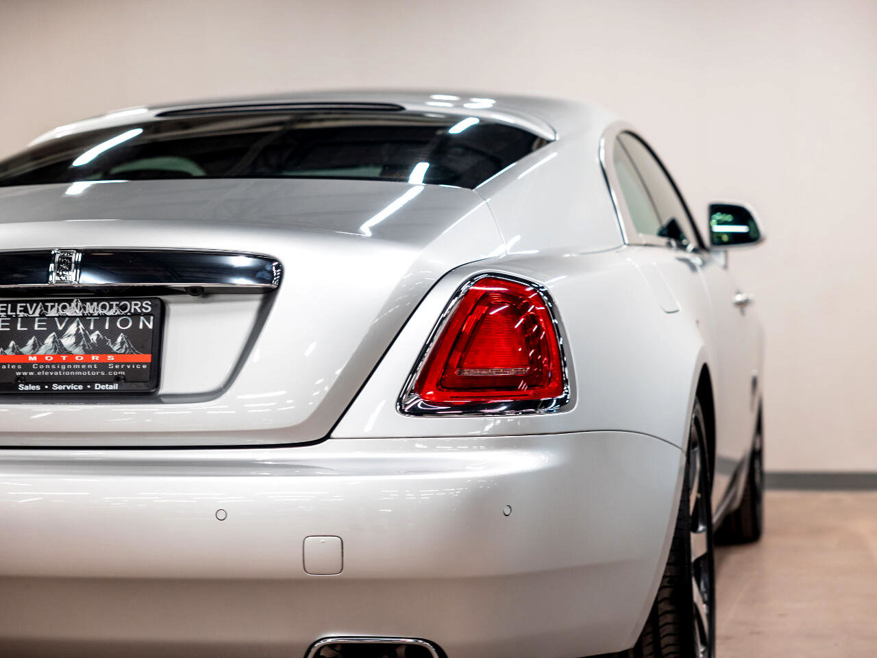 Used 2015 Rolls-Royce Wraith image 26