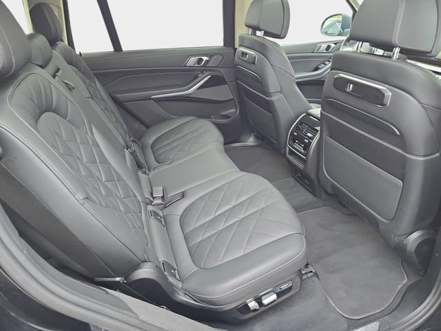 Used 2024 BMW X7 xDrive40i AWD/4WD image 13