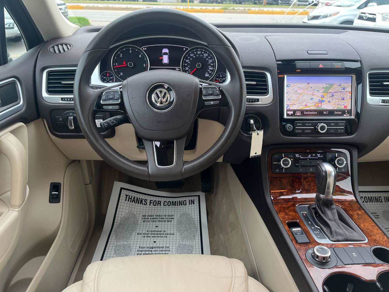 Used 2013 Volkswagen Touareg TDI AWD/4WD image 16