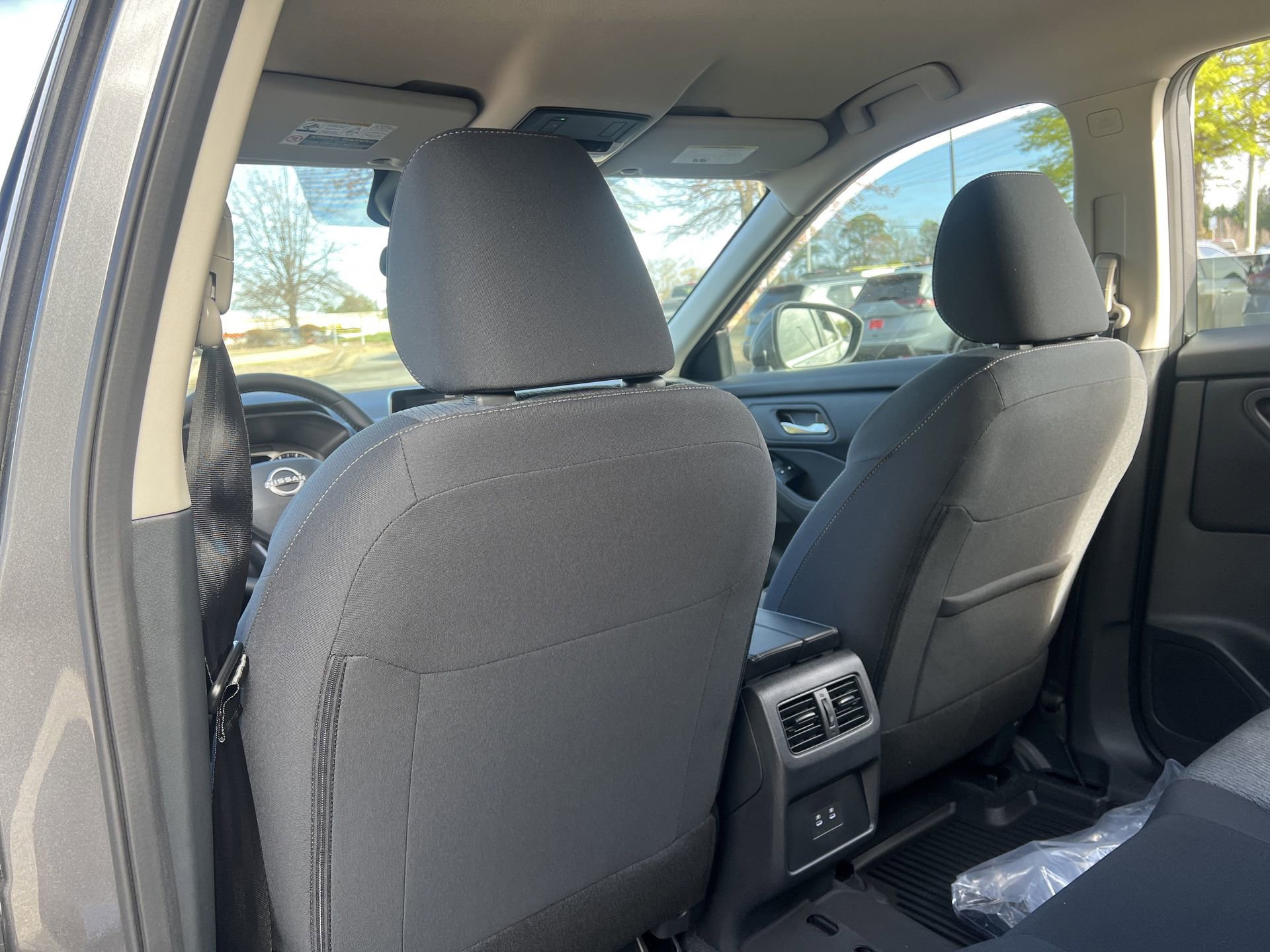 New 2026 Nissan Rogue SV FWD image 17