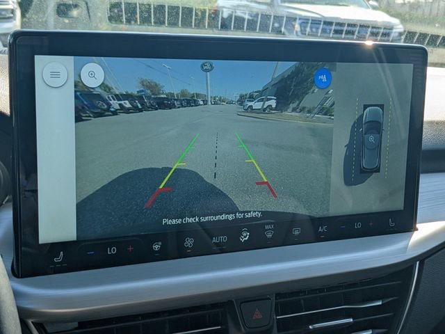 New 2025 Ford Escape SE w/ PHEV Premium Package FWD image 9