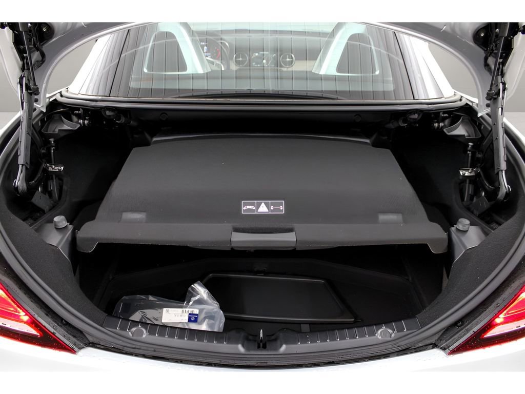 Used 2019 Mercedes-Benz SLC 300 image 27
