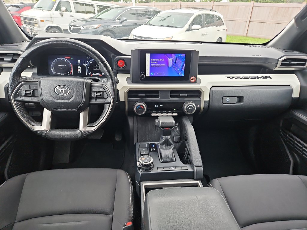 Used 2024 Toyota Tacoma TRD Off-Road AWD/4WD image 11