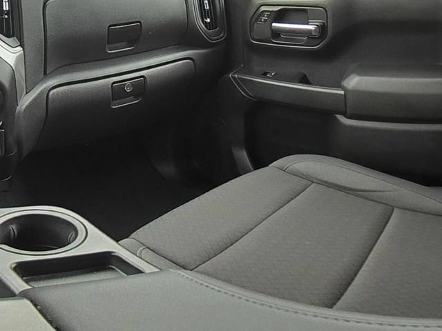 Used 2026 Chevrolet Silverado 1500 Custom Trail Boss AWD/4WD image 31