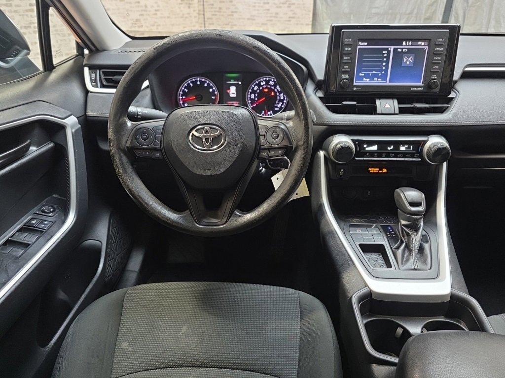 Used 2021 Toyota RAV4 LE image 13
