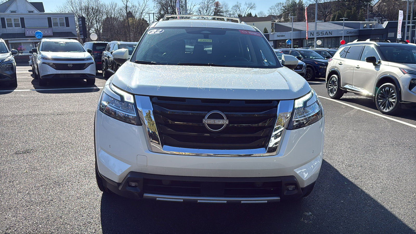 Certified 2022 Nissan Pathfinder SL image 2