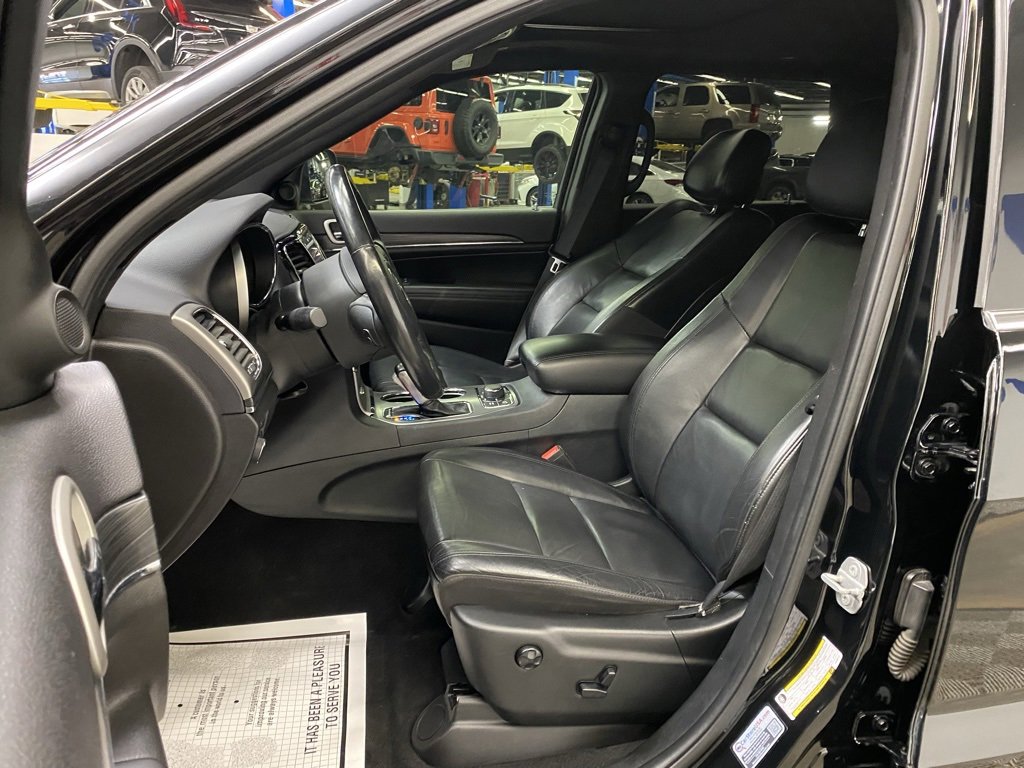 Used 2020 Jeep Grand Cherokee Limited image 11