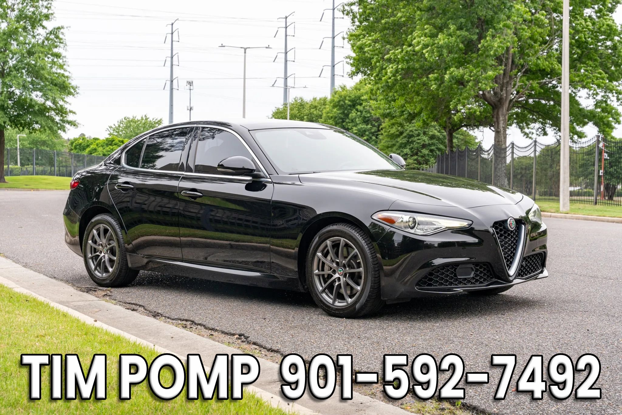Used 2020 Alfa Romeo Giulia AWD w/ Cold Weather Package image 4