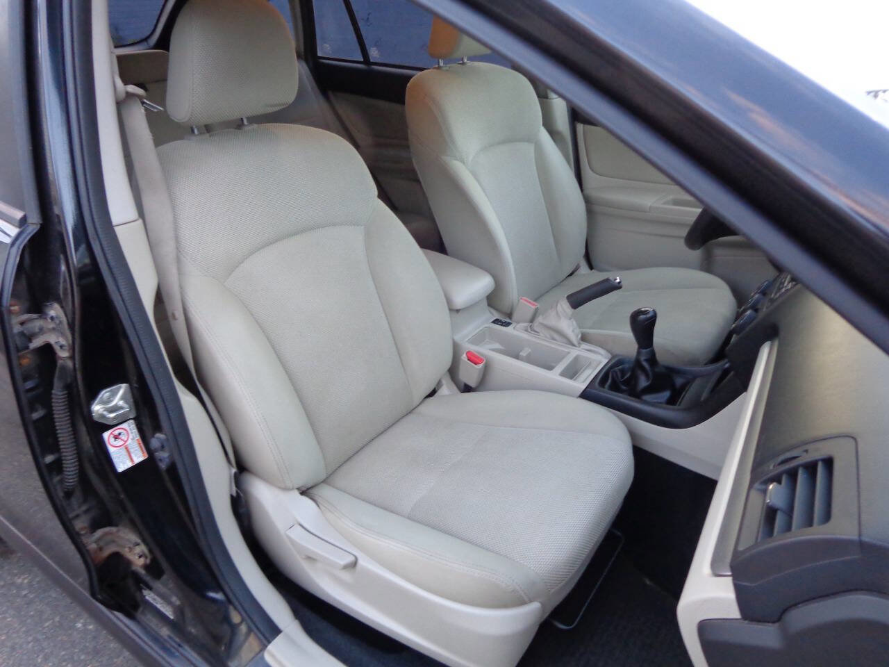 Used 2014 Subaru Crosstrek 2.0i Premium image 12