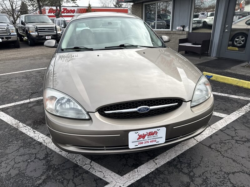 Used 2003 Ford Taurus SE image 11