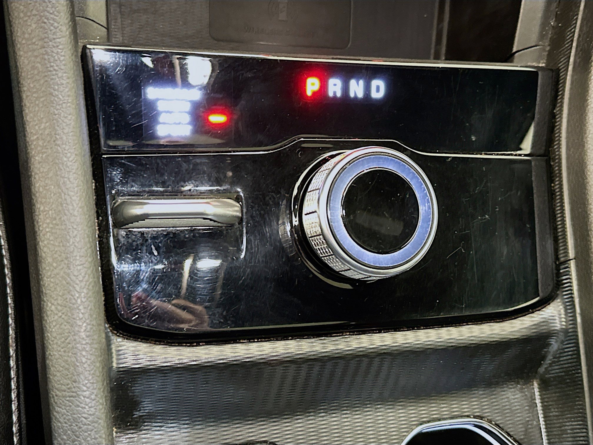 Used 2024 Jeep Grand Cherokee L Limited w/ Luxury Tech Group II image 25