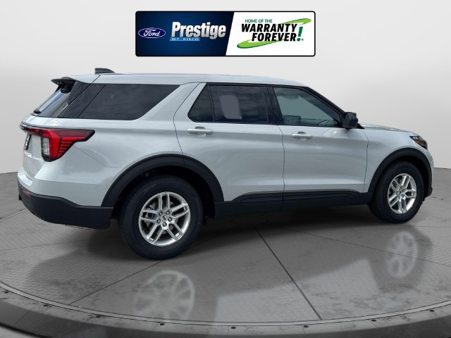New 2027 Ford Explorer Active RWD image 4