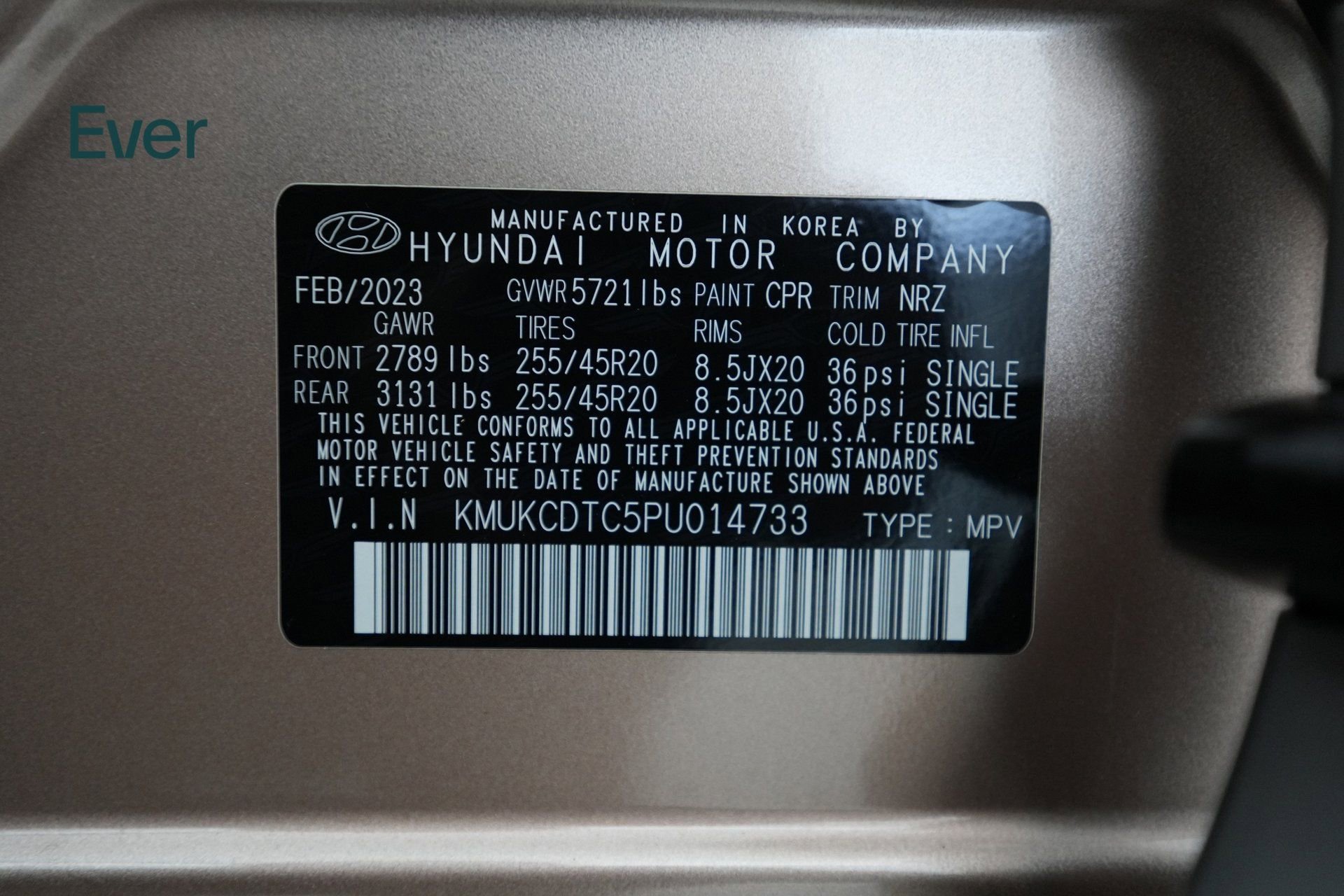 Used 2023 Genesis GV60 Advanced w/ Cargo Package image 25