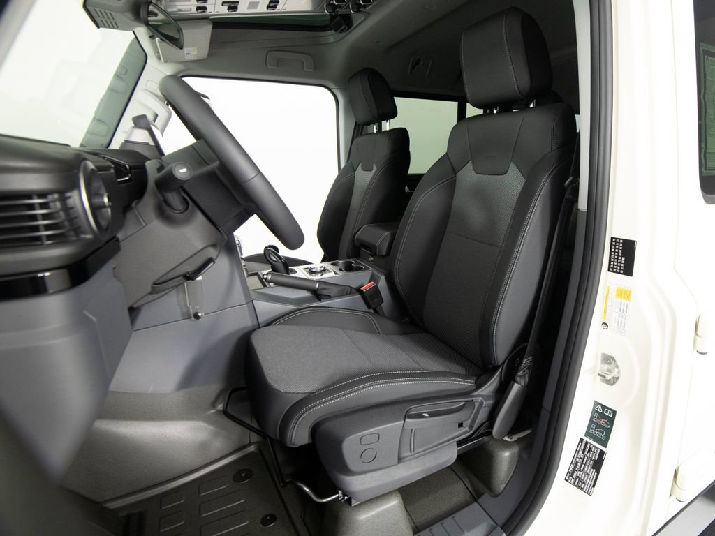 New 2025 INEOS Grenadier Station Wagon AWD/4WD image 31