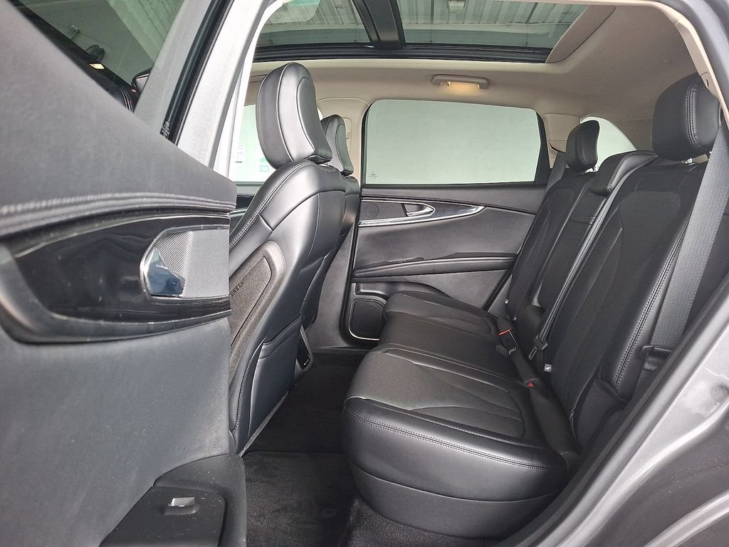 Certified 2023 Lincoln Nautilus Reserve AWD/4WD image 10
