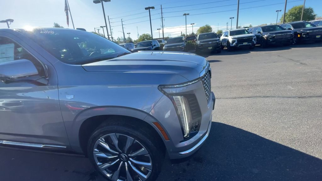 New 2026 Cadillac Escalade Luxury w/ Touring Package image 2