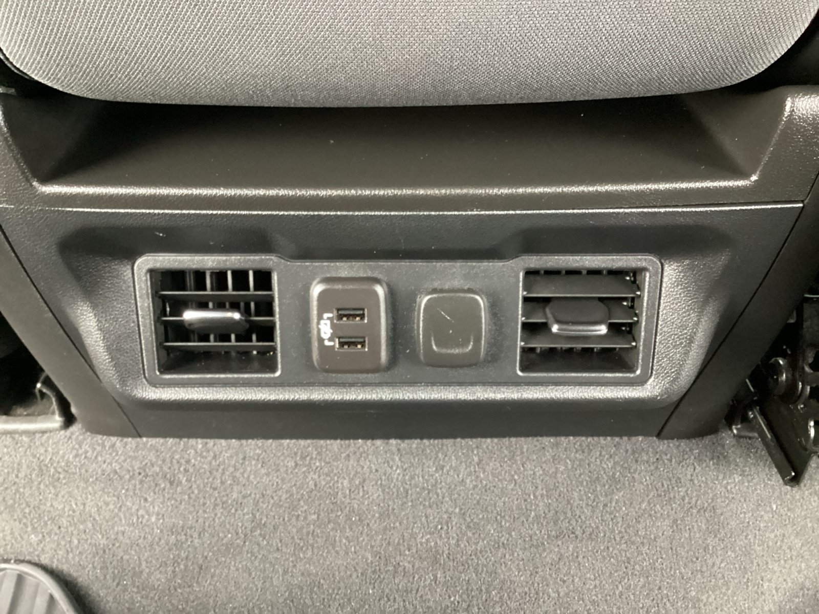Used 2019 Chevrolet Silverado 1500 LT w/ Texas Edition RWD image 29