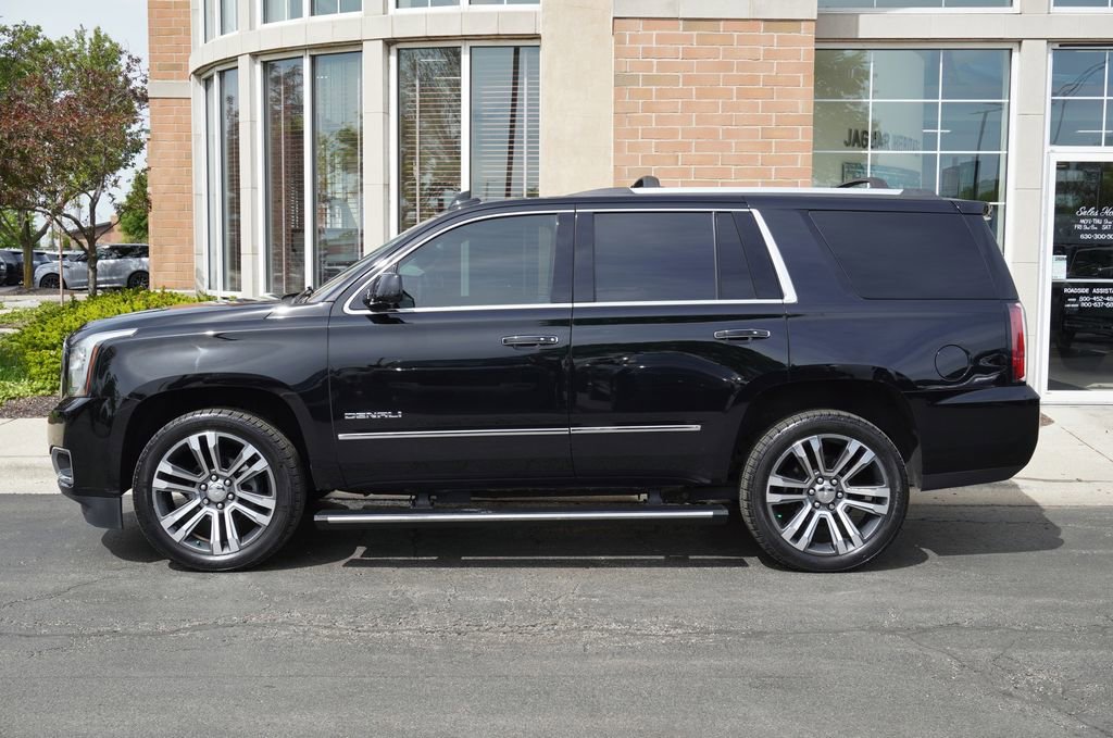 Used 2019 GMC Yukon Denali w/ Denali Ultimate Package AWD/4WD image 2