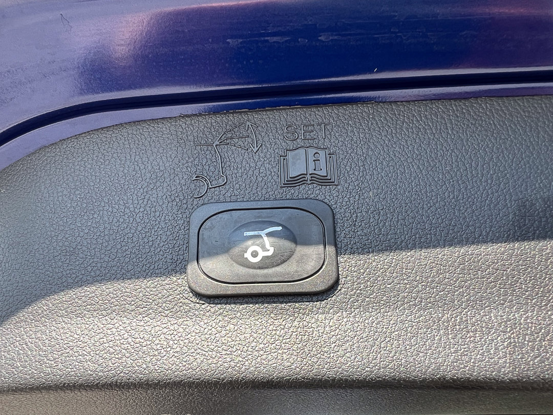 Used 2016 Ford Escape Titanium image 7