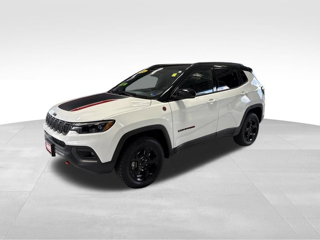 Used 2024 Jeep Compass Trailhawk w/ Trailhawk Elite Group AWD/4WD video 2