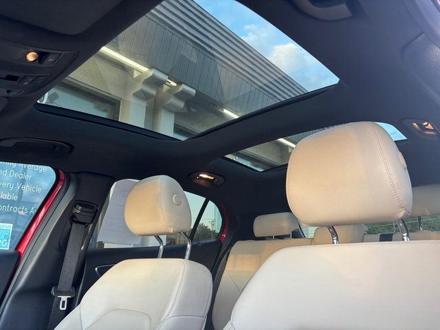 Used 2019 Mercedes-Benz GLA 250 image 12