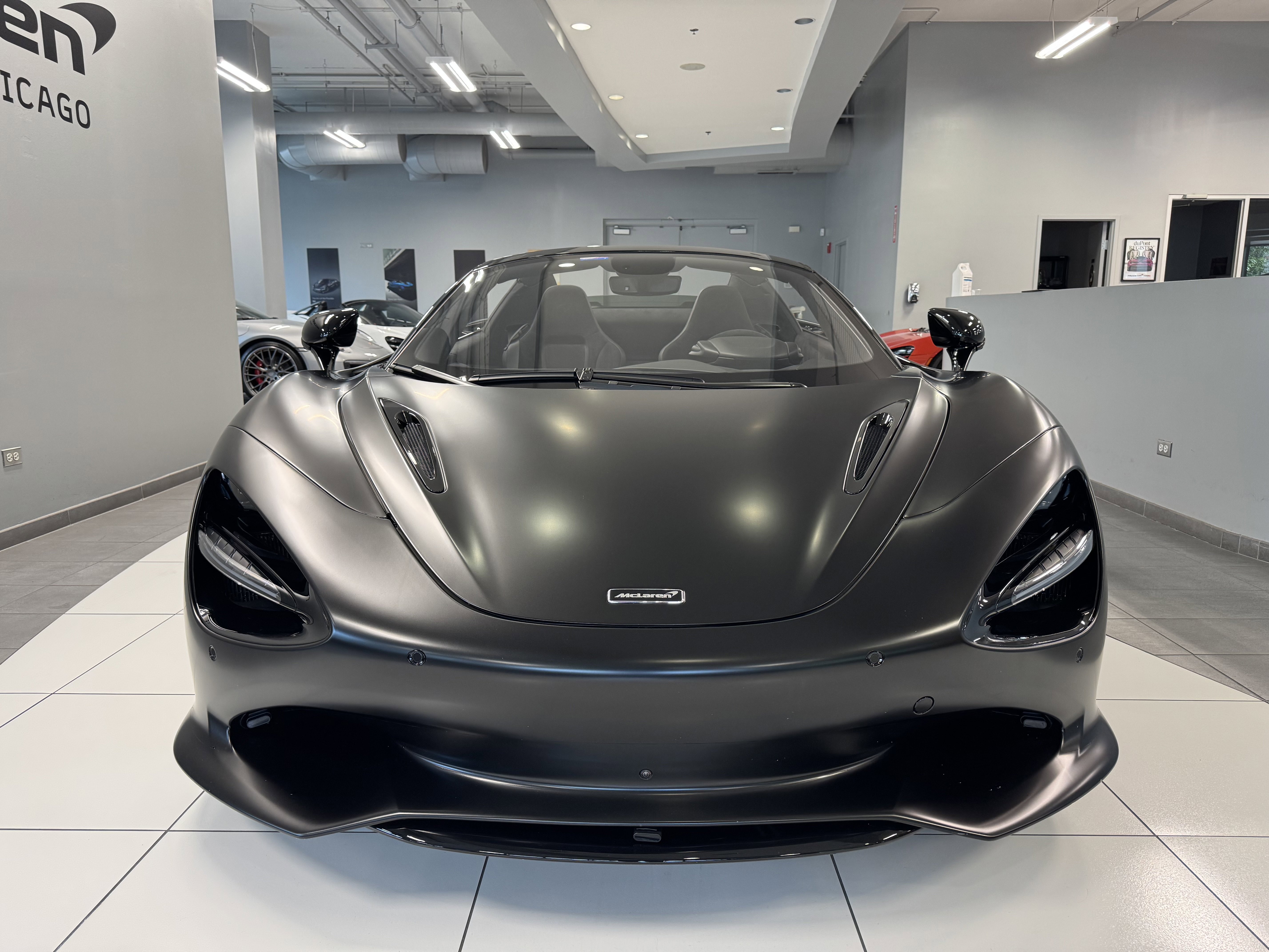 Used 2024 McLaren 750S Spider image 9