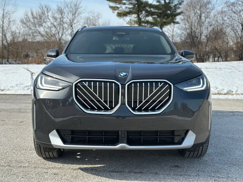 New 2026 BMW X3 xDrive30i w/ Premium Package AWD/4WD image 2