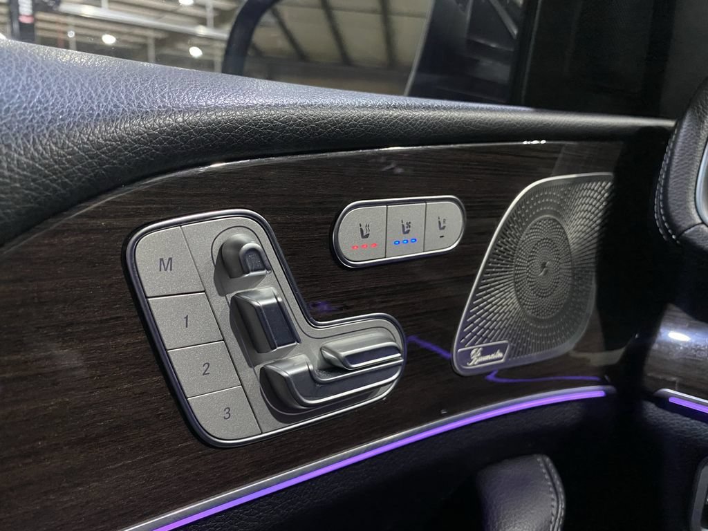 Certified 2024 Mercedes-Benz GLS 580 4MATIC image 11