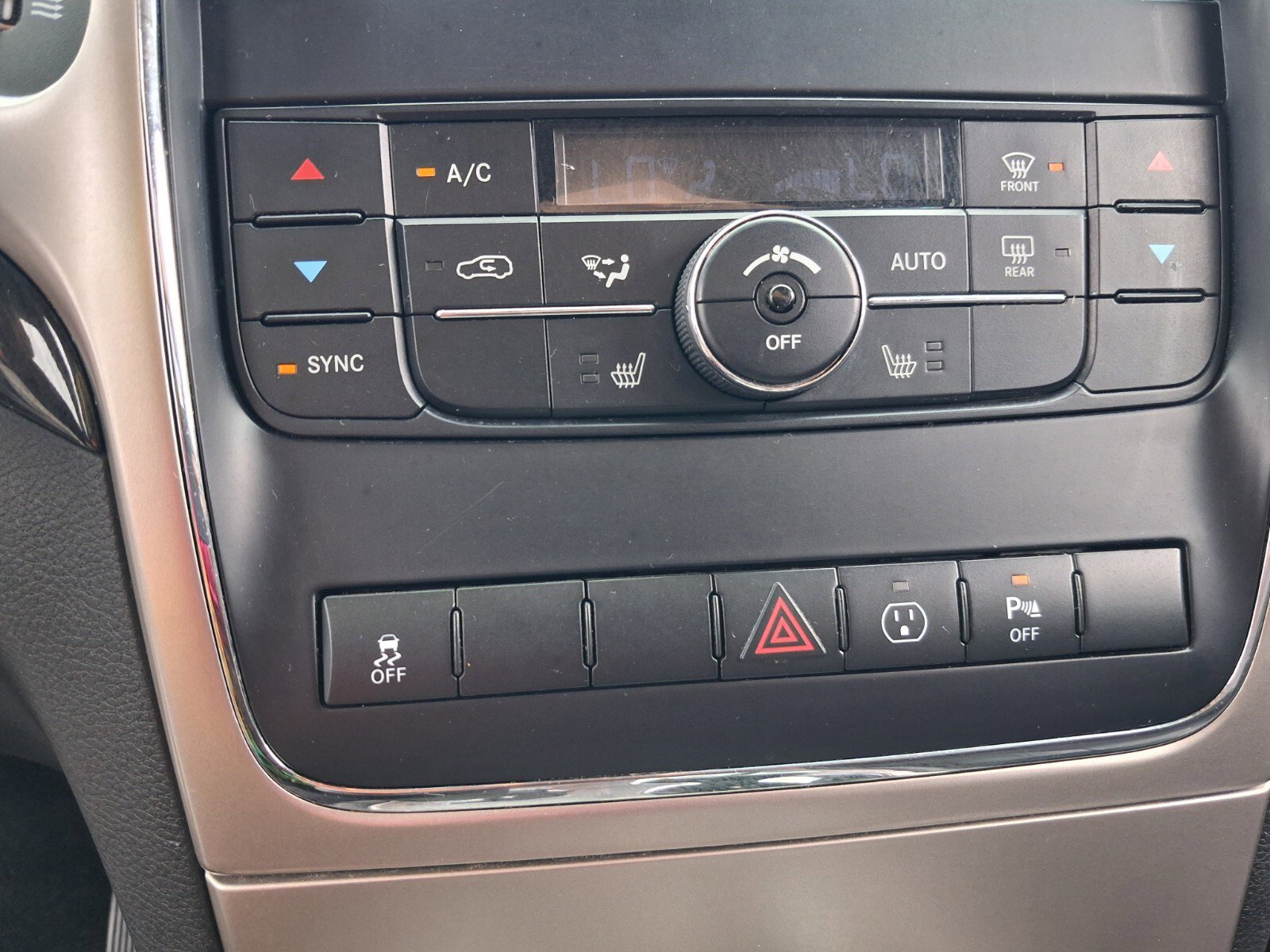 Used 2013 Jeep Grand Cherokee Laredo image 18