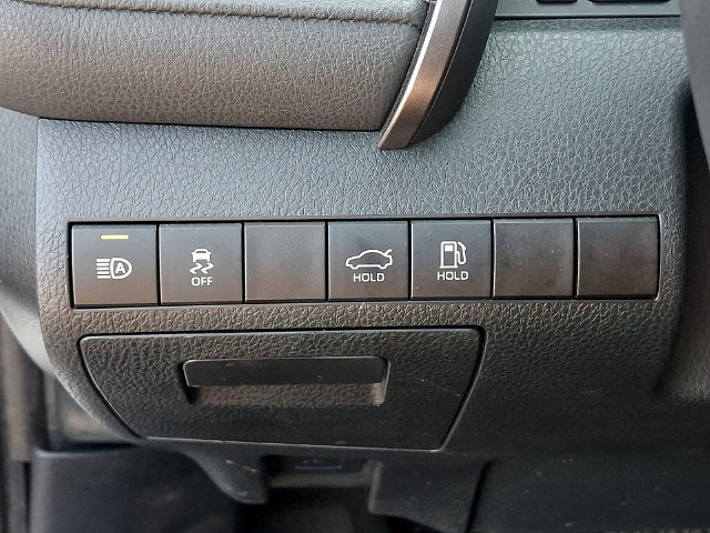 Certified 2022 Toyota Camry SE FWD image 15